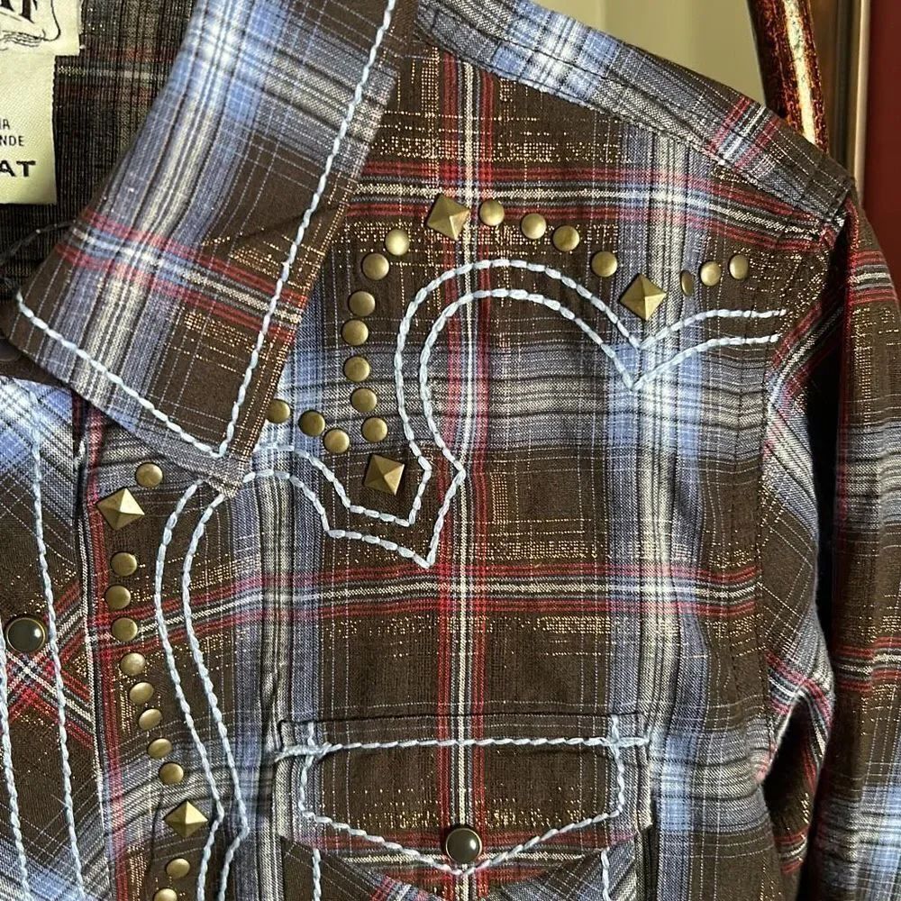 ARIAT Fitted Plaid Cowboy Shirt - Picture 4 of 9